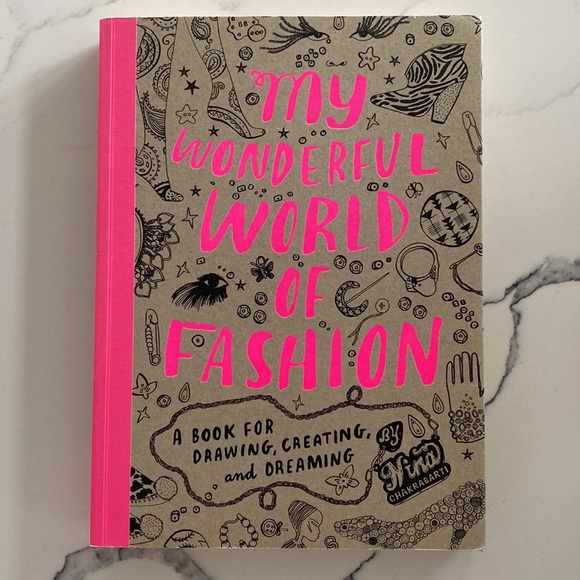 Set of 2 My Wonderful World of Fashion Adult Coloring Activity Books - Picture 2 of 7